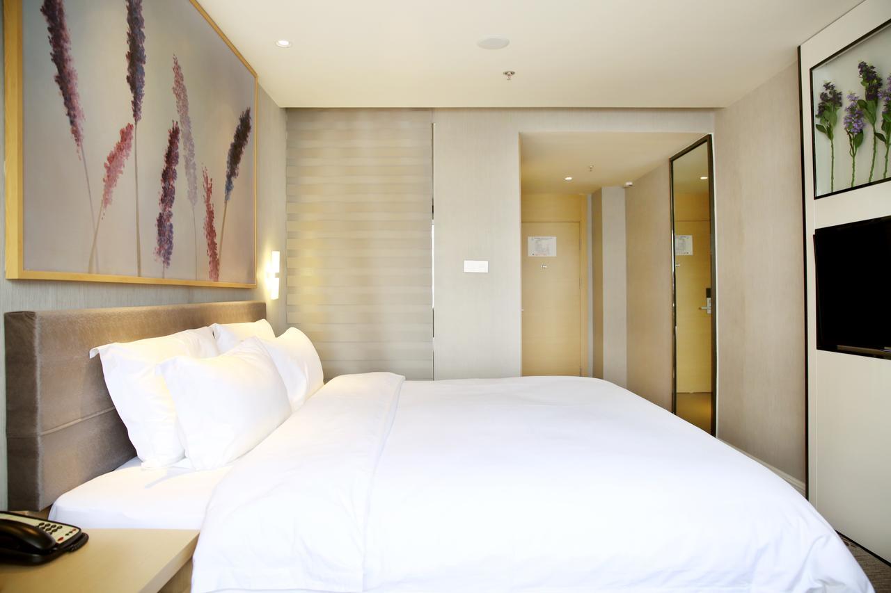 Lavande Hotel Chengdu North Kehua Road Экстерьер фото